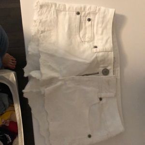American eagle white shorts